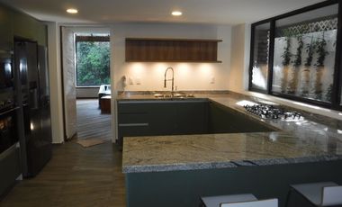 CASA RECIEN REMODELADA A UNA CUADRA DE MONTE LIBANO