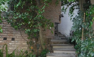 CASA RECIEN REMODELADA A UNA CUADRA DE MONTE LIBANO