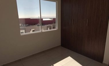 Departamento en RENTA en Villas del Refugio