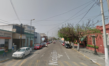 SG- CASA EN RECUPERACION BANCARIA EN AV SAN NICOLAS BRAVO, CENTRO, VERACRUZ