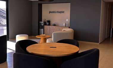 Departamento amueblado y equipado a una cuadra de plaza Mayor