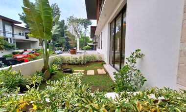 Ayala Alabang House And Lot For Sale With Private Pool And Garden Near BGC And MAKATI City