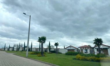 En Venta Terreno en Tabacundo