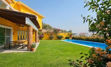 Casa en venta en Oaxtepec, Morelos.