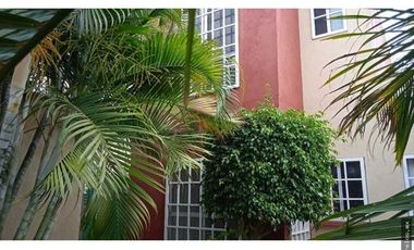 EN VENTA  CASA EN CAMPO VERDE $950,000