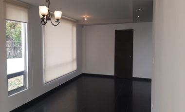 ARRIENDO, el Colibrí, propiedad con 900m2 de terreno y 360m2 de construcción, alcoba planta baja
