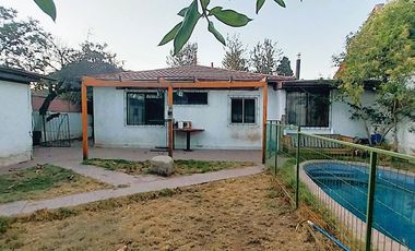 Gran Terreno, Ideal Para Remodelar, Piscina, Colegios, Metro
