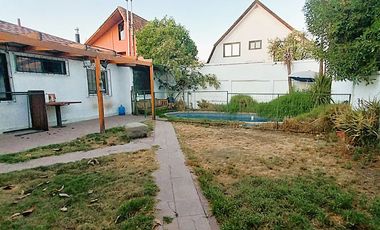 Gran Terreno, Ideal Para Remodelar, Piscina, Colegios, Metro