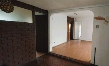 Gran Terreno, Ideal Para Remodelar, Piscina, Colegios, Metro
