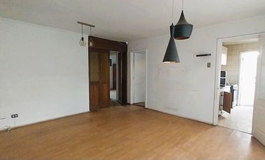 Gran Terreno, Ideal Para Remodelar, Piscina, Colegios, Metro