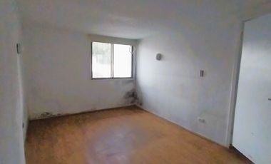Gran Terreno, Ideal Para Remodelar, Piscina, Colegios, Metro