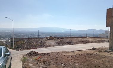 SE VENDE TERRENO EN ESQUINA EN COTO LISTER ZIMALTA