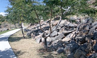SE VENDE TERRENO EN ESQUINA EN COTO LISTER ZIMALTA