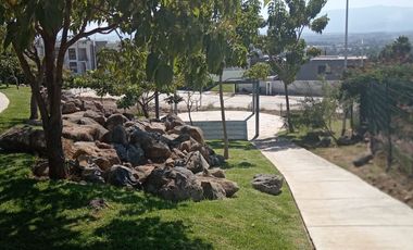 SE VENDE TERRENO EN ESQUINA EN COTO LISTER ZIMALTA
