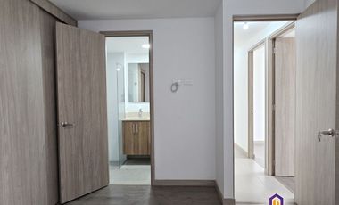 Apartamento de 3 alcobas en venta. Medellín - Calasanz