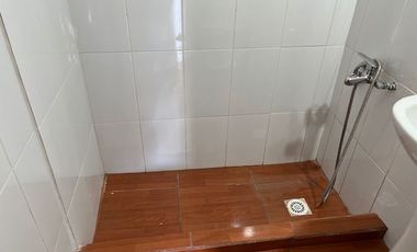 MAIPÚ, CASA EN PASAJE CERRADO, 2 DORM. 1 BAÑO, 1 EST., JARDIN. PRÓXIMA A FUTURA ESTACIÓN DE TREN MELIPILLA - ESTACIÓN CENTRAL.