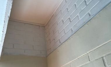 MAIPÚ, CASA EN PASAJE CERRADO, 2 DORM. 1 BAÑO, 1 EST., JARDIN. PRÓXIMA A FUTURA ESTACIÓN DE TREN MELIPILLA - ESTACIÓN CENTRAL.
