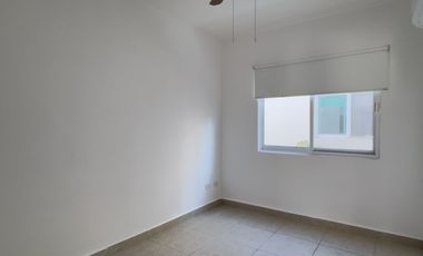 CASA A LA VENTA EN PLAYA DEL CARMEN, 3 RECAMARAS
