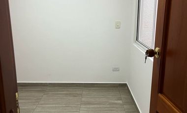 VENDO APRTAMENTO EN LA ALMERIA LAURELES