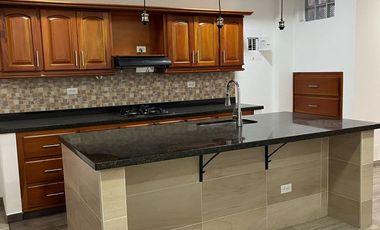 VENDO APRTAMENTO EN LA ALMERIA LAURELES