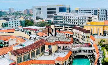 𝐅𝐨𝐫 𝐒𝐚𝐥𝐞: 𝐂𝐨𝐧𝐝𝐨 𝐢𝐧 𝐌𝐜𝐊𝐢𝐧𝐥𝐞𝐲, Right Beside 𝐕𝐞𝐧𝐢𝐜𝐞 𝐆𝐫𝐚𝐧𝐝 𝐂𝐚𝐧𝐚𝐥 𝐌𝐚𝐥𝐥 & just a 𝟏𝟎-𝐌𝐢𝐧 𝐖𝐚𝐥𝐤 𝐭𝐨 𝐁𝐆𝐂!