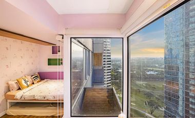 For Sale 2 Bedroom Loft-Typed Condo in BGC