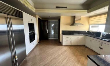 Stunning 4-Bedroom Unit with Panoramic Views for Sale in Discovery Primea