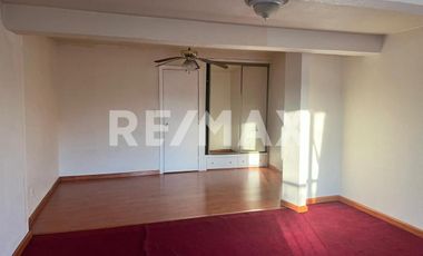 CASA AMPLIADA EN VENTA EN LOMAS VIRREYES