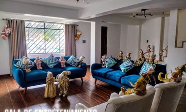 CASA EN VENTA FRENTE AL PARQUE COLONIAL CERCA DE MAKRO DE LA AV. FAUCETT Y COLONIAL EN EL CALLAO
