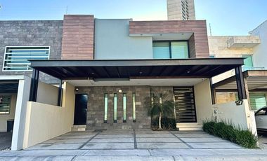 Casa de lujo en Fracc. Cumbres del Lago, Querétaro.