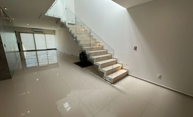 Casa de lujo en Fracc. Cumbres del Lago, Querétaro.