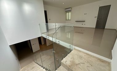Casa de lujo en Fracc. Cumbres del Lago, Querétaro.