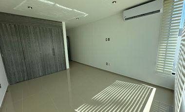 Casa de lujo en Fracc. Cumbres del Lago, Querétaro.