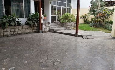 Oferta, bajó de precio ! Vendo casa en avenida Las Artes Nortes .San Borja