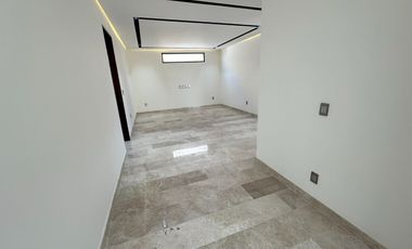 Casa con alberca en Fracc. La Espiga, Querétaro.