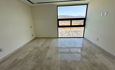 Casa con alberca en Fracc. La Espiga, Querétaro.
