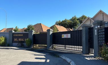 Vendo casa en Condominio del Real 3 Sector Residencial Jardin del Este a pasos de calle Vicente Mendez comuna de Chillán