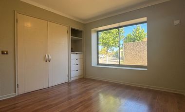 Vendo casa en Condominio del Real 3 Sector Residencial Jardin del Este a pasos de calle Vicente Mendez comuna de Chillán