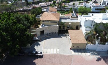 Residencia de lujo en Balcones de Juriquilla, Querétaro.