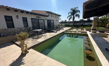 Residencia de lujo en Balcones de Juriquilla, Querétaro.