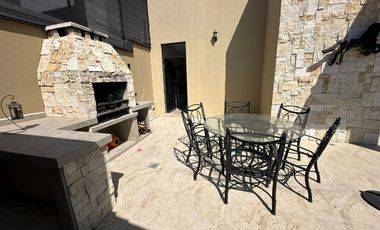 Residencia de lujo en Balcones de Juriquilla, Querétaro.