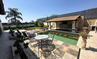 Residencia de lujo en Balcones de Juriquilla, Querétaro.