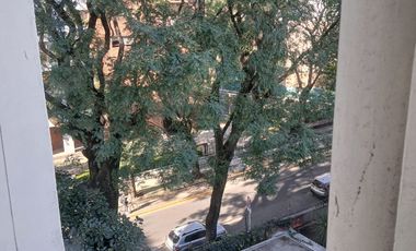 Gran Departamento 4 Ambientes en Belgrano con Cochera Fija