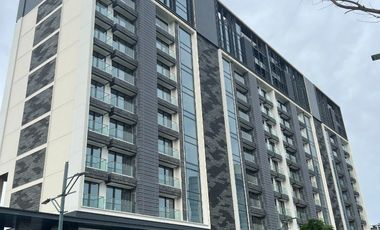 Last 4 Bedroom Penthouse with Roof Terrance and Pool For Sale in Albany BGC