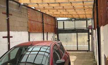 SE VENDE HERMOSA Y ACOGEDORA CASA CON PISCINA A PASOS DE LA ESTACIÓN SARGENTO ALDEA EN VILLA ALEMANA - V REGIÓN!