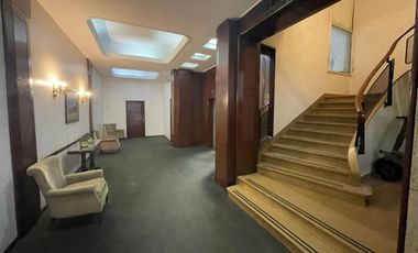 Monoambiente en Edificio Talcahuano y Av Santa Fe