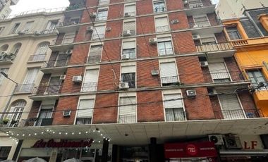 Monoambiente en Edificio Talcahuano y Av Santa Fe