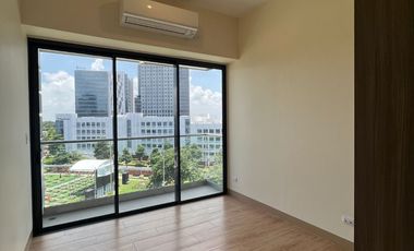 For Sale 3 Bedroom Rent to Own Condo with FREE parking in Albany Yorkshire BGC