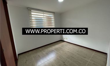 Apartamento en Arriendo Sector Cumbres - Envigado