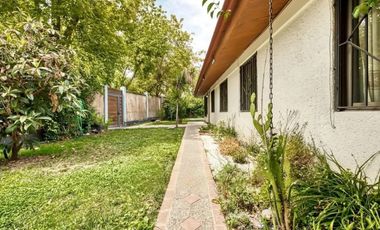 EN VENTA LINDA CASA EN LA REINA